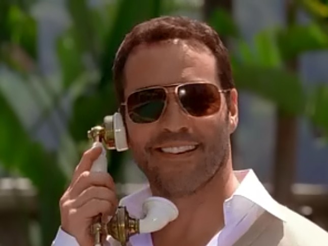 Ari Gold Old phone